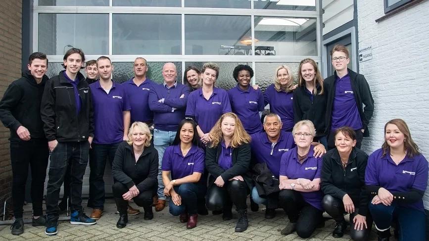 BK Schoonmaak Plus team aan het werk